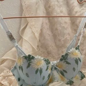 Embroidered bra